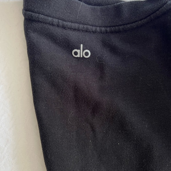 Alo yoga ripped sweatshirt in black - Picture 2 of 2